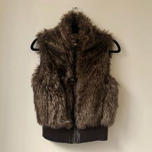Forever 21 faux fur vest